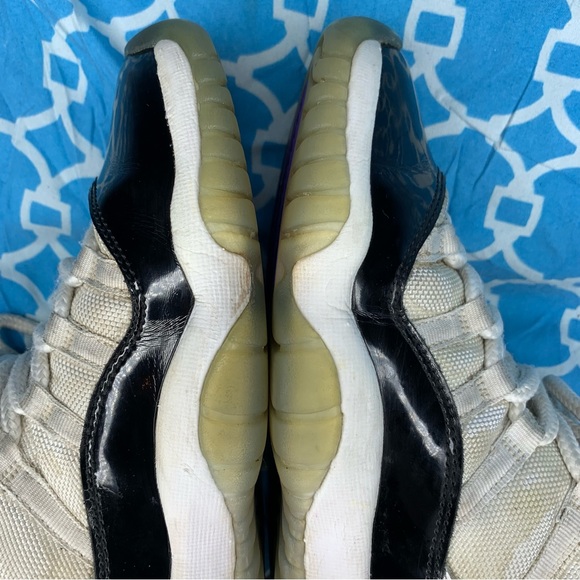 Nike Women’s size 5.5 Air Jordan 11 concord retro OG ladies sneakers 2018 wmns - Picture 9 of 10